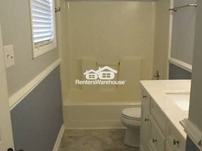 511 Church St - Photo 3 of 5