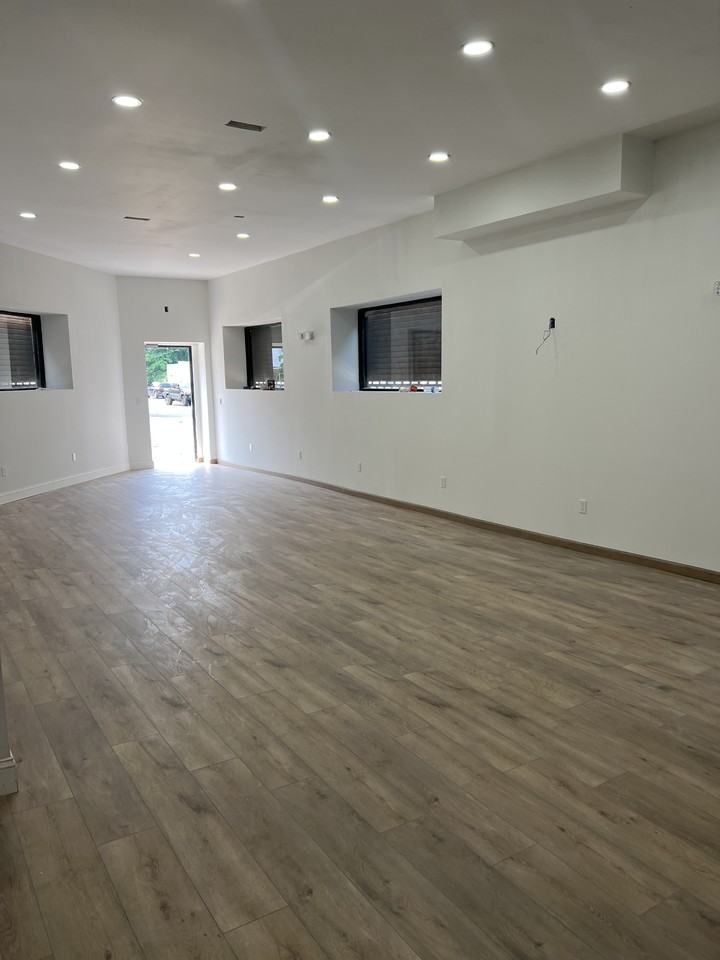 1701 Belfield Ave - Photo 5 of 14