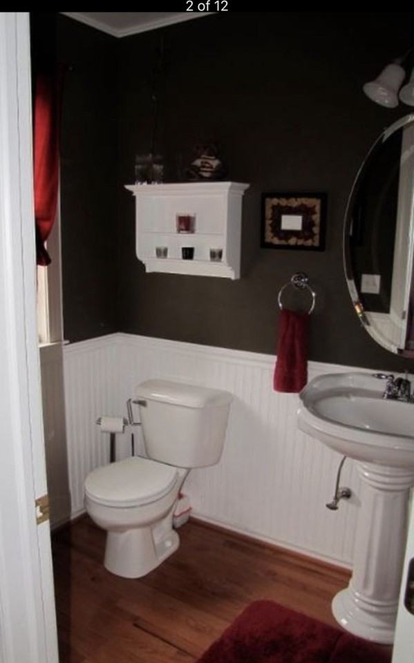 221 Maple Ct - Photo 2 of 13