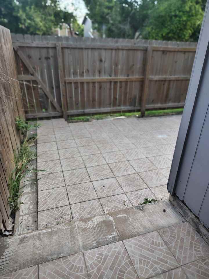 49 Glenbrook Dr #B - Photo 7 of 7