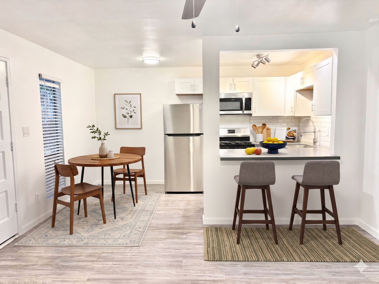 137 E Coronado Rd #26 - Photo 6 of 13
