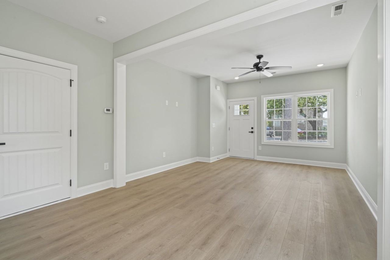 6703 Bryant St #A - Photo 5 of 35