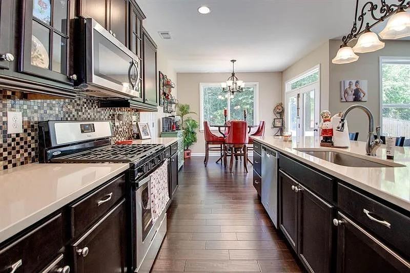 1158 Liberty Park Dr #NA - Photo 6 of 29