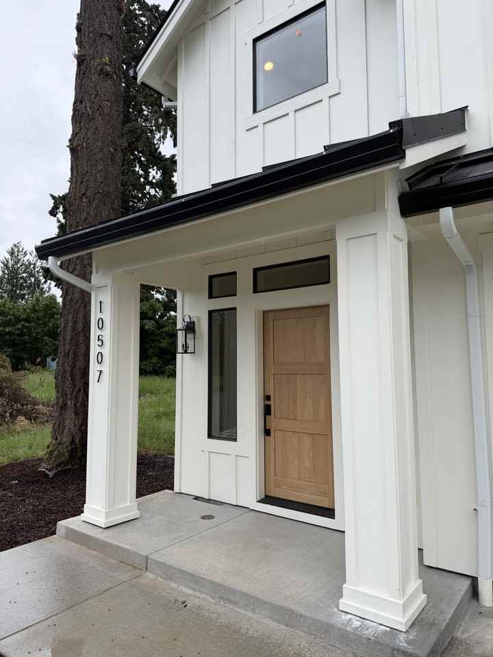 10507 Ne 12th Way #NA - Photo 2 of 38