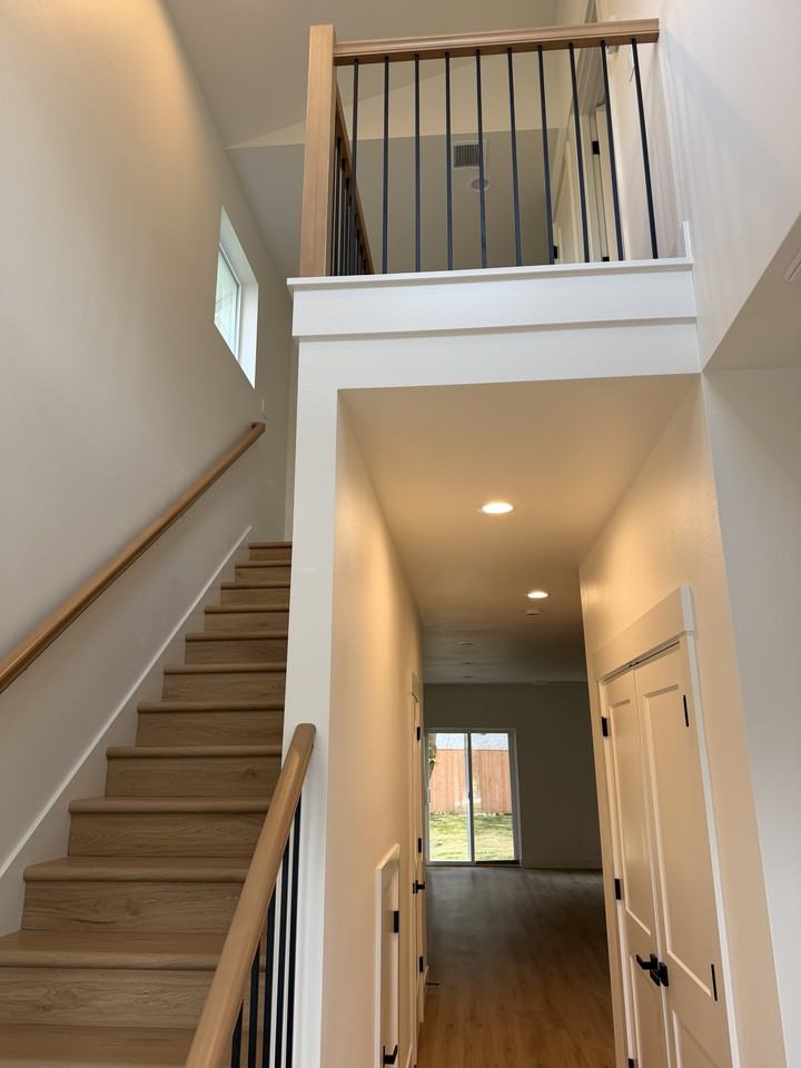 10507 Ne 12th Way #NA - Photo 4 of 38