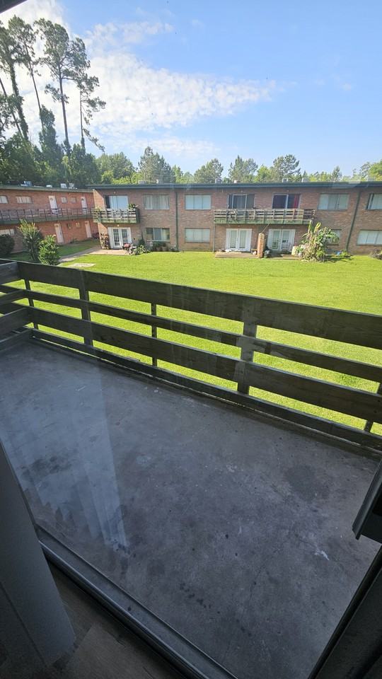 3838 Pontchartrain Dr #A203 - Photo 7 of 11