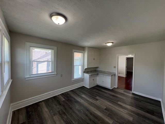 89 S Richardson Ave #NA - Photo 2 of 15