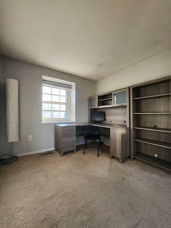 5740 Yellowrose Ct - Photo 2 of 22