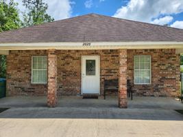 featured image of 2025 Woodville Ln #NA