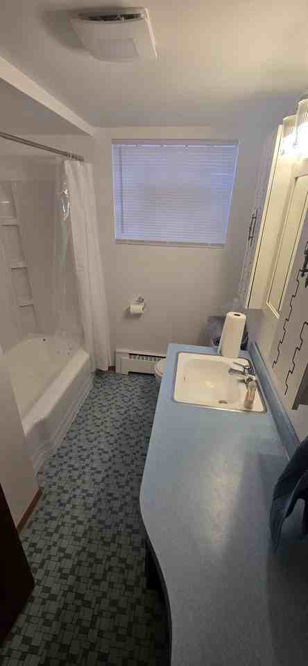 4540 W 59th St #1stFL - Photo 3 of 9