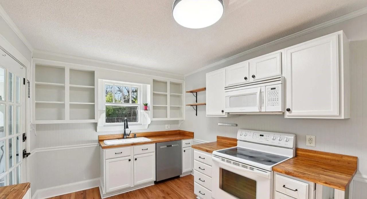 79 Fryling Ave Sw #NA - Photo 6 of 12