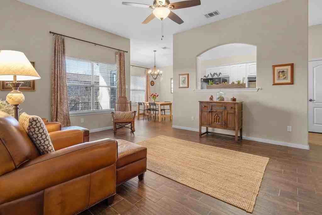 915 E Highway St #NA - Photo 4 of 11