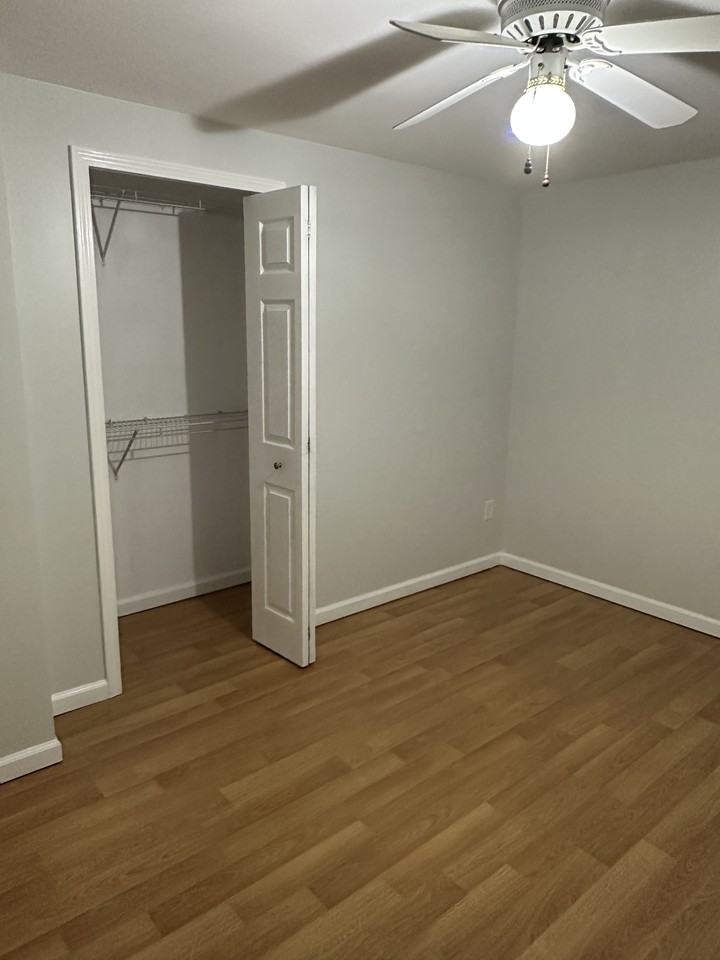 475 Pucker St - Photo 3 of 21