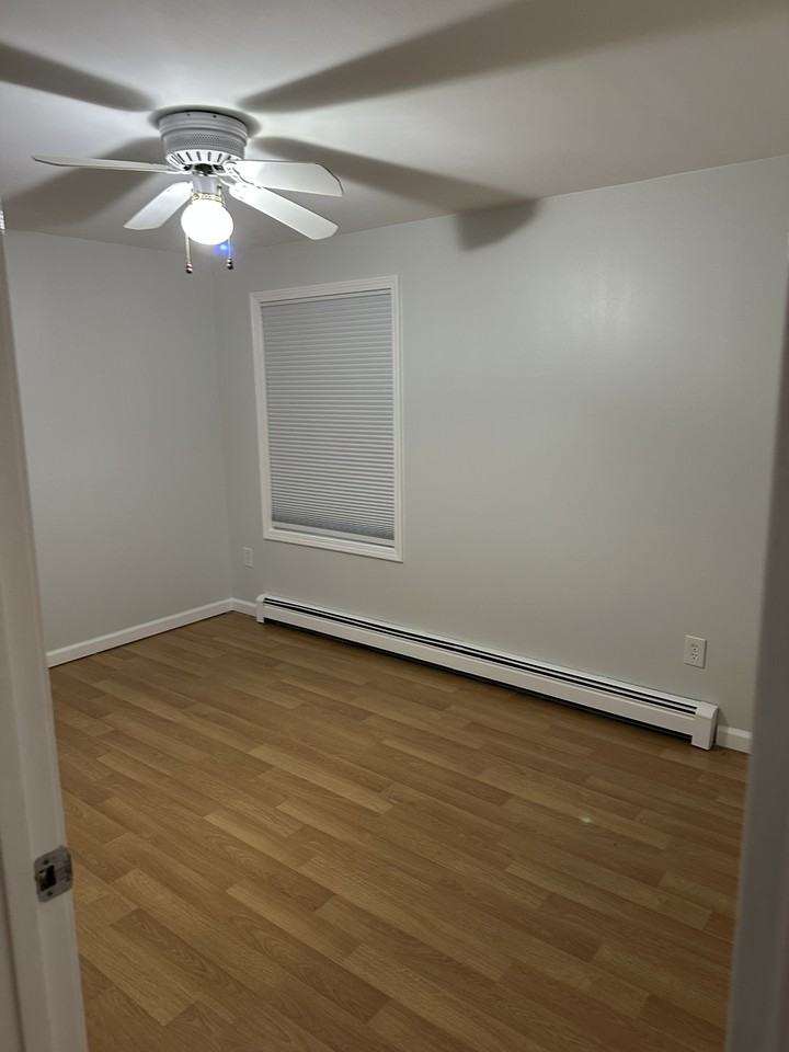 475 Pucker St - Photo 6 of 21