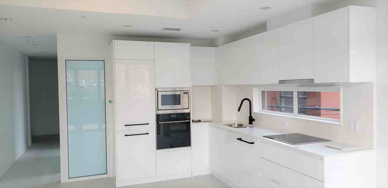 138 East 8th Avenue #403 - Photo 4 of 17
