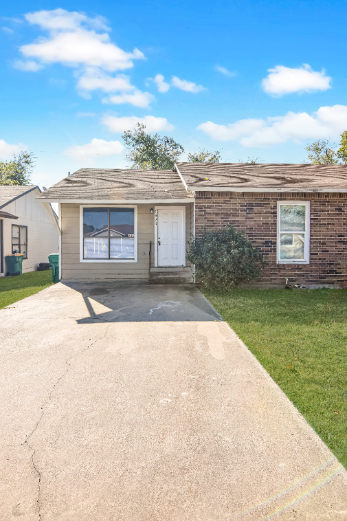 1626 Kelly Dr #NA - Photo 3 of 15