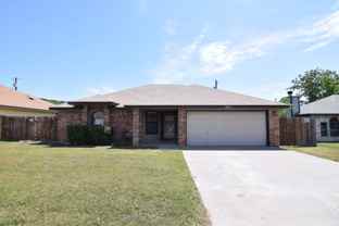 2610 Hidden Hill Dr #NA - Photo 1 of 1