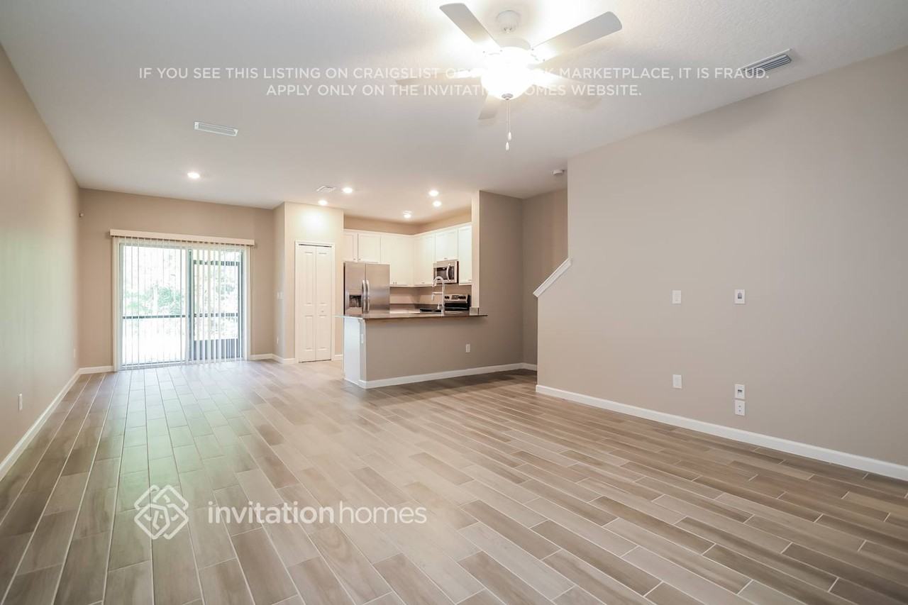 13307 Shore Grass Dr - Photo 7 of 18