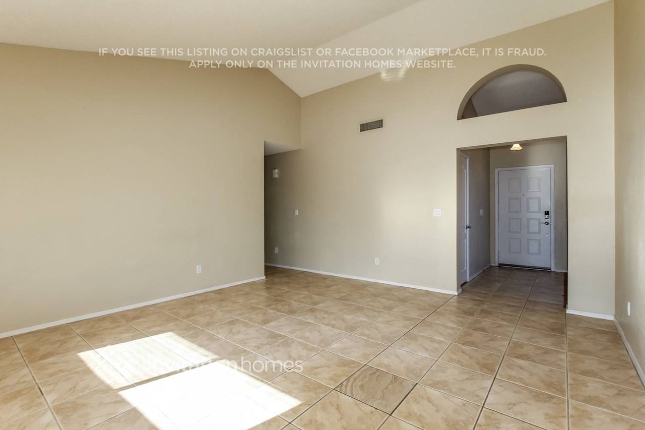13250 N 78th Dr - Photo 4 of 21
