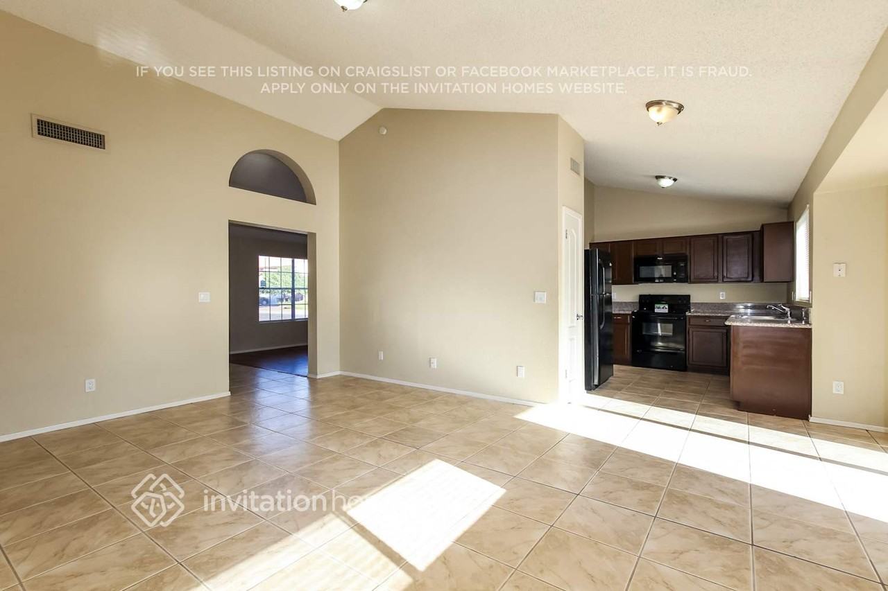 13250 N 78th Dr - Photo 7 of 21