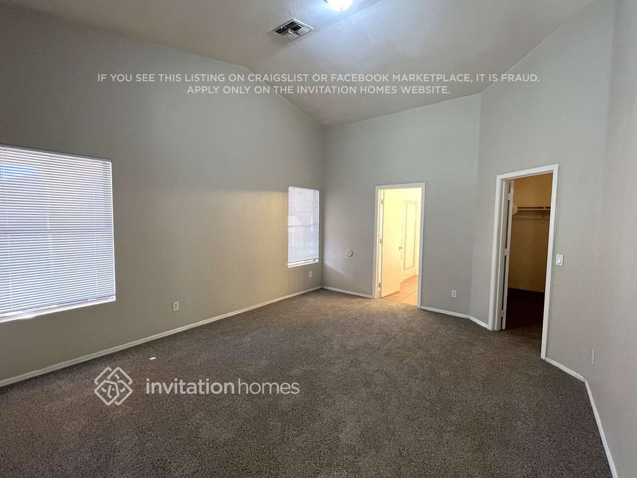 6347 W Hilton Ave - Photo 6 of 15