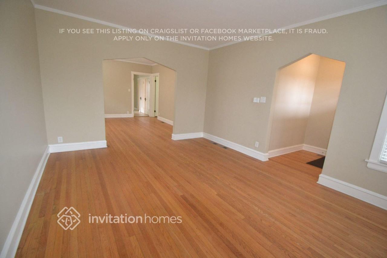 6155 W Patterson Ave - Photo 3 of 14