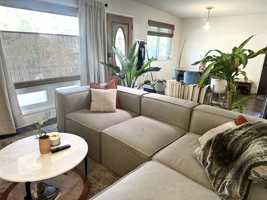 featured image of 820 E Zenith Ave