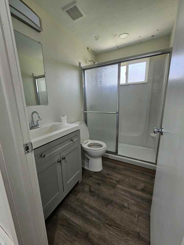 7506 Sw - Photo 2 of 13