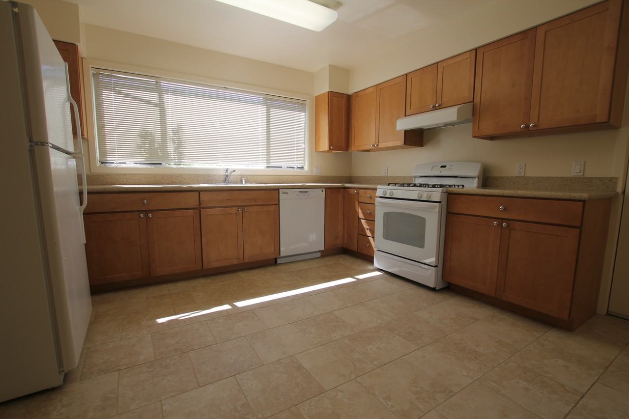 1514 Pershing Drive #A - Photo 3 of 14