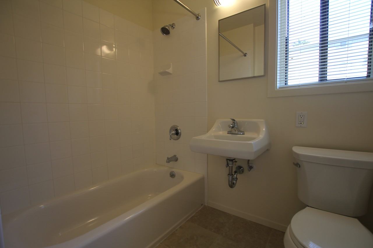 1514 Pershing Drive #A - Photo 6 of 14