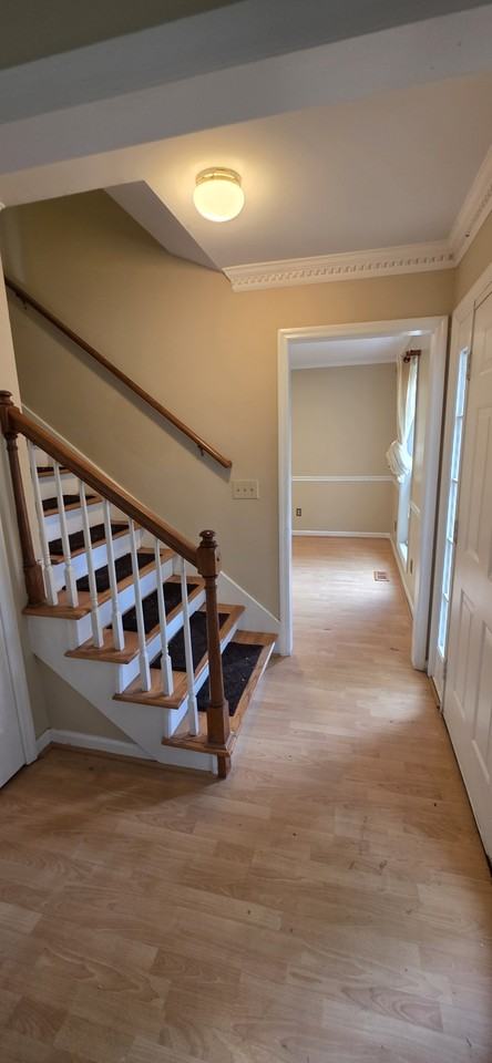 2180 Riverway Dr #1 - Photo 3 of 24