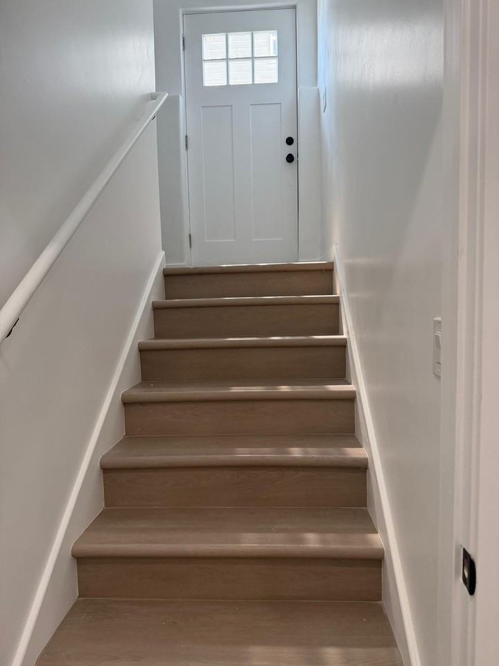 13836 S Greenford Ln #1 - Photo 4 of 10