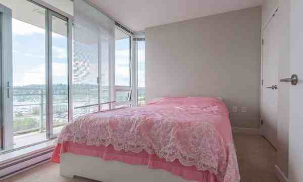 2975 Atlantic Avenue #906 - Photo 3 of 15