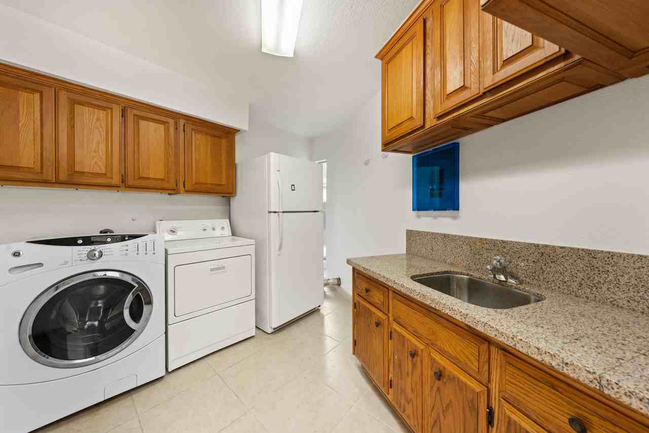 401 Moseley Rd #1 - Photo 7 of 29
