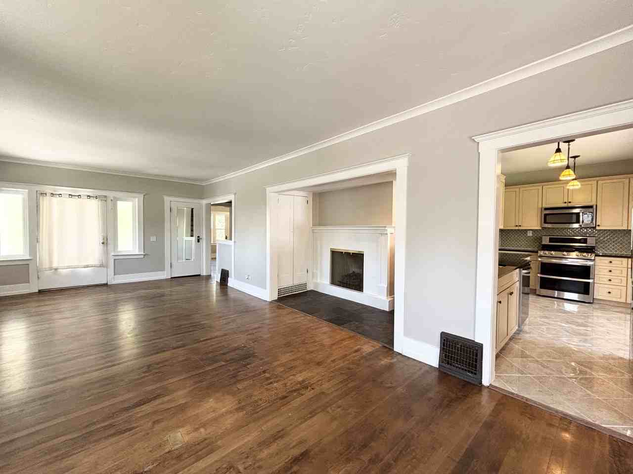 679 S 1300 E #UP - Photo 4 of 20