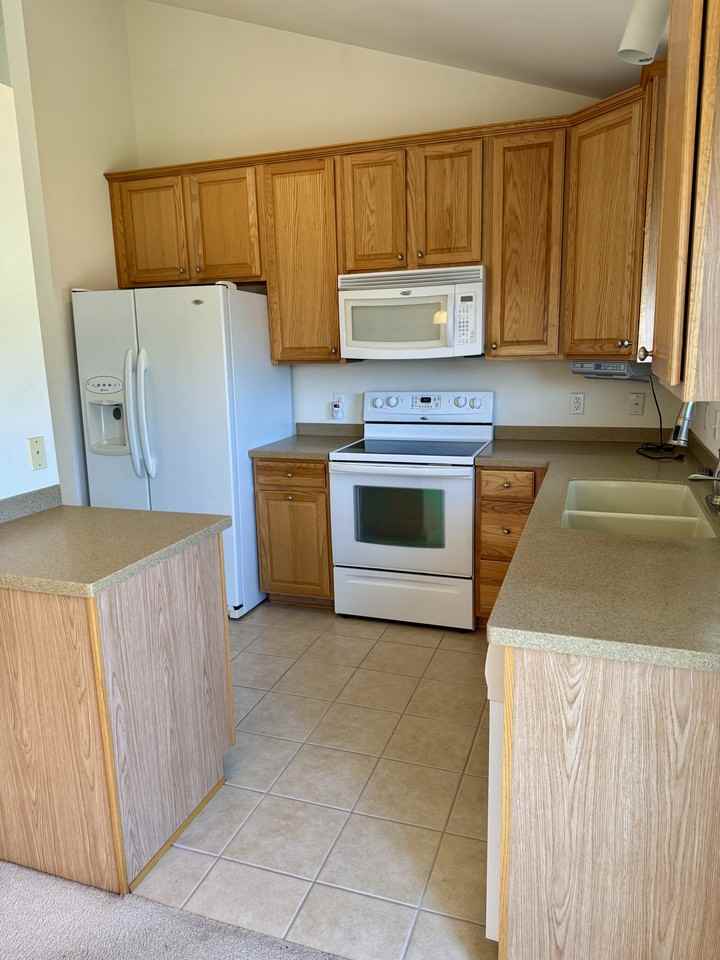 10872 Potter St #1 - Photo 3 of 10