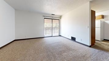 featured image of 215 E Arbor Ave