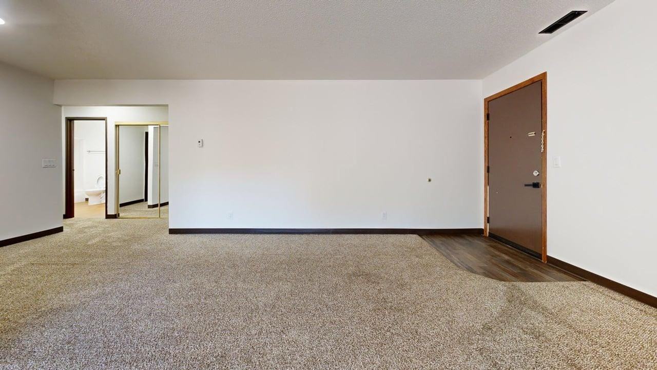 215 E Arbor (Bismarck,ND) - Photo 2 of 9