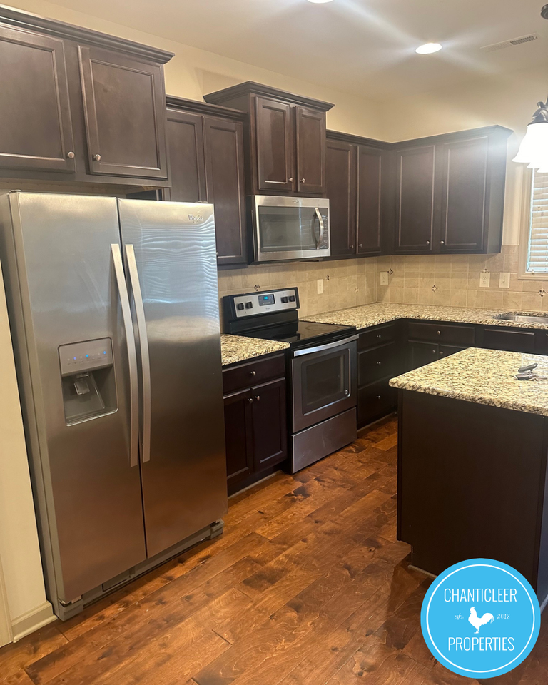 152 Mcdowell Pkwy #1 - Photo 6 of 43