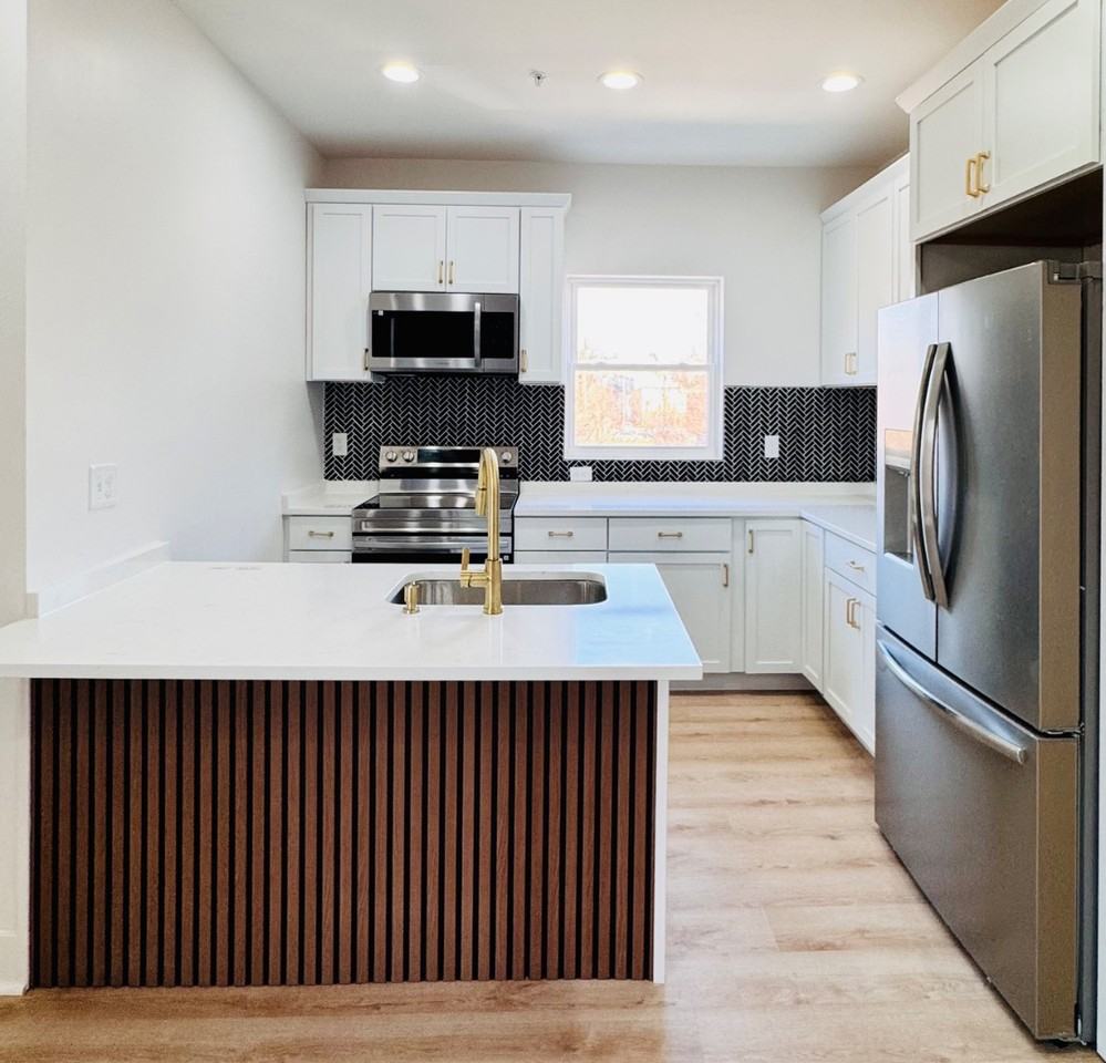 Elm Avenue - Photo 7 of 12