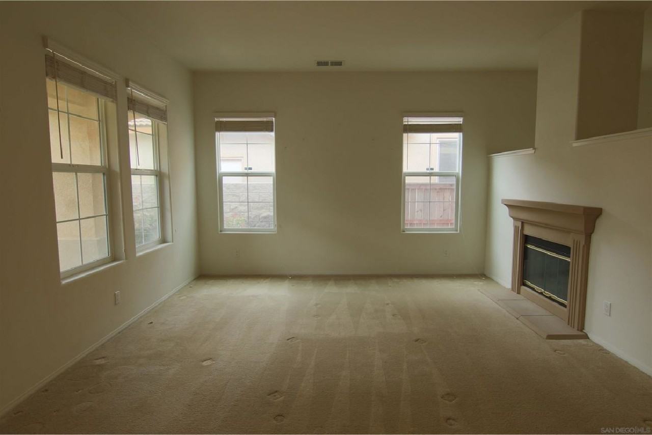 31719 Poppy St #1 - Photo 4 of 18