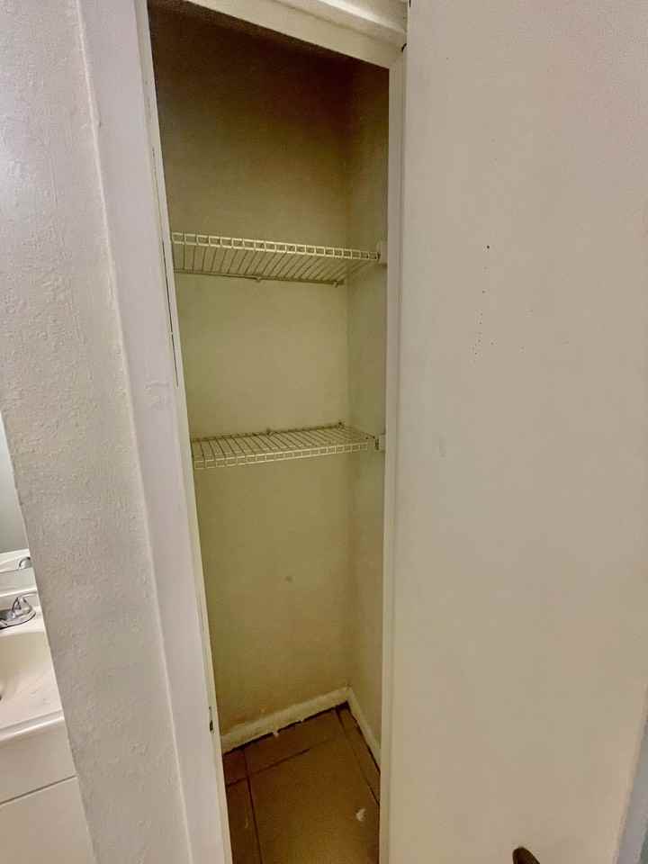 580 Thomas Ave #580 - Photo 7 of 15