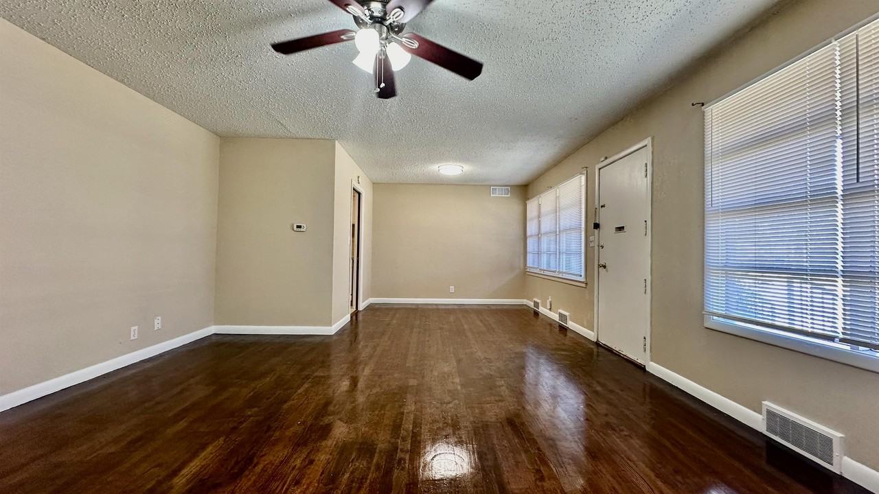 3411 39th St #1 - Photo 4 of 20