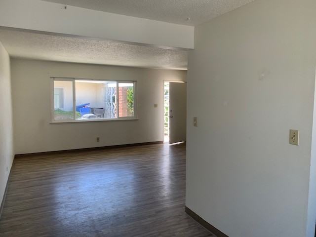 812 N Bradley Rd Apt A #812A - Photo 7 of 9