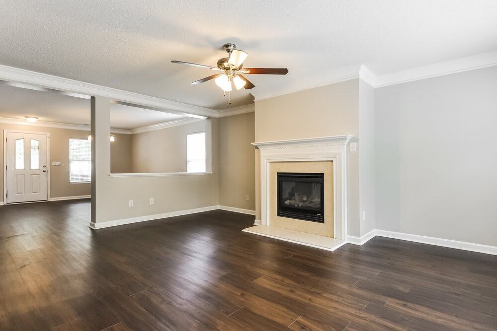 144 Georgetowne Dr - Photo 2 of 15