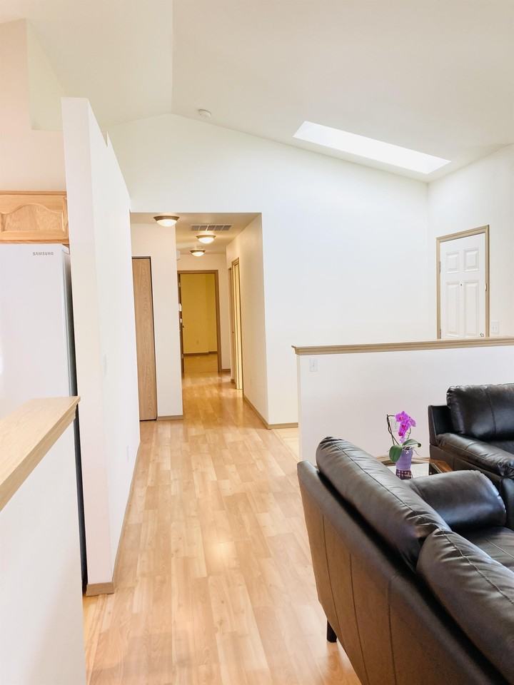 2436 Boulevard Heights Loop Se #1 - Photo 4 of 21