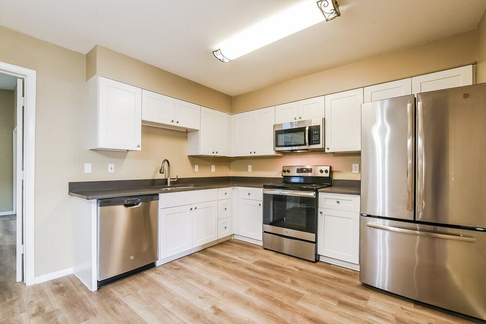 1719 Orange View Way - Photo 6 of 16