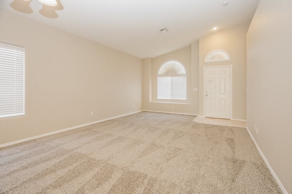611 Snake Charmer Ave - Photo 3 of 15