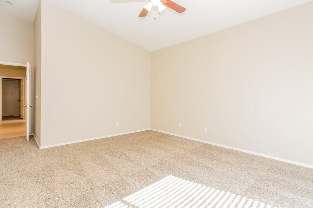 611 Snake Charmer Ave - Photo 7 of 15