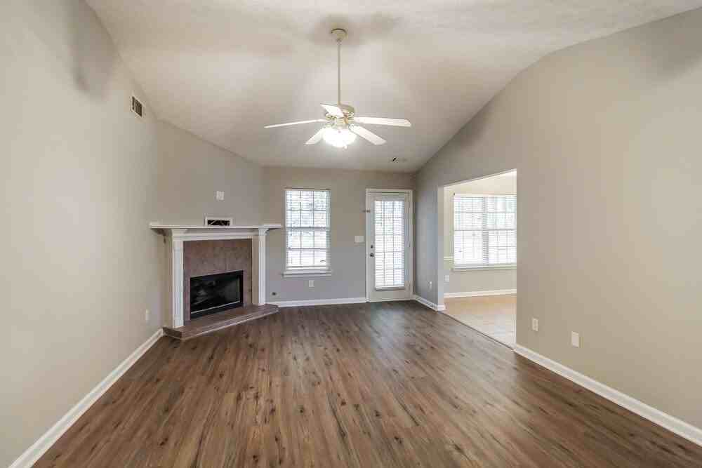 4302 Marci St - Photo 3 of 16
